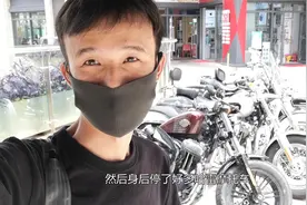 重庆实体店看哈雷摩托车，最贵70W一辆，玩哈雷的都是大佬视频封面