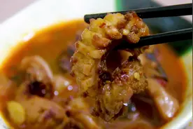 大厨教你做章鱼腿，香辣美味，肉感十足，咬着还挺有嚼劲，特下饭视频封面