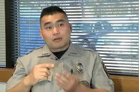 华裔厨师在美国当警察视频封面