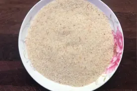 家里的面包干了不要扔，教你一招变废为宝。非常实用