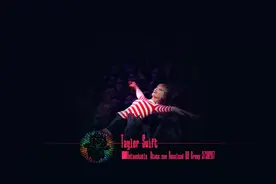 MTV:Taylor Swift-Untouchable泰勒·斯威夫特MV霉霉高清写真版视频封面