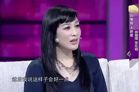 超级访问：钟丽缇讲述拍戏经历，在泳池连着拍6个小时，惹人怜！视频封面
