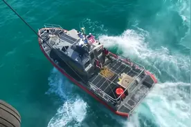 美国空军搜救中队的HH-60G“铺路鹰”搜救直升机，搜救演练视频封面