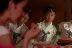 影视-杨贵妃食用荔枝后，立马开心的笑起来！一骑红尘妃子笑！视频封面