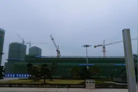 万州是重庆第二大城市，高铁站客流量很大，每天上万人视频封面