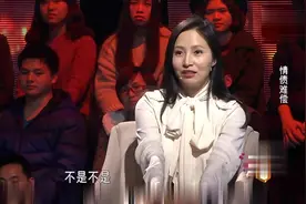 情侣当场互撕，女友说滚男友就滚！到底是奴才还是公公呀？视频封面