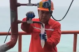 胜利油田首次开采出“白色石油”