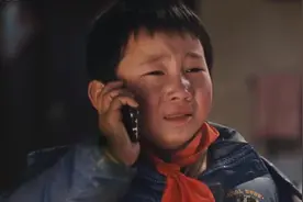小狗认为被主人抛弃，不吃不喝在老家等视频封面