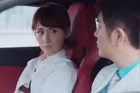 霸道的易总问向阳，随后醋意大发，接下来直接吻了视频封面
