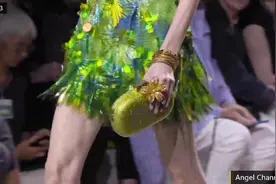 Versace 范思哲2020春夏系列（3）Fashion Show视频封面