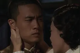 敌营十八年：硬核表白！茂莉醉酒后向江波表白，这让江波心乱如麻视频封面
