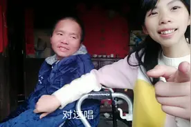 我有憨呆呆又可爱的哥哥我骄傲了吗？最喜欢听他跟我讨糖吃的样子视频封面