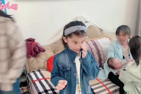 琳琳跟妈妈回老家，说了什么，惹的众人哄堂大笑视频封面