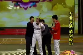 绝活《逃生术》：主角被五花大绑，飞龙大展逃生术，的确是绝活！视频封面