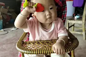 8个月宝宝每天都教喊妈妈，还是不会，当妈的是真着急啦视频封面