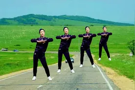 瘦身揭秘是《馿在飞》天天跳，免疫力好了一辈子不生病视频封面