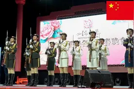 中国人民解放军驻港三军仪仗队女兵惊艳表演,香港民众热血沸腾视频封面