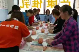 广州新一代母婴月嫂育婴师培训实操之新生儿背部抚触操详解视频封面