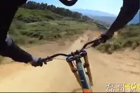 第一人称视角带你体验一下什么是极限运动！视频封面