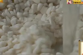 广西忻城县，这里的忻城糯玉米粥口感香甜细滑，百岁爷爷百年最爱视频封面