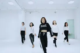 适合女生跳的简单帅气舞蹈《Sally Walker》，C位好飒视频封面