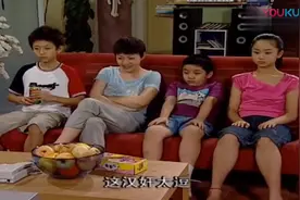 喜剧-戏精家庭真把我笑趴，刘星变声唱《我不是黄蓉》视频封面