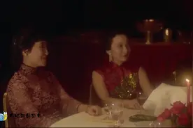 《倾城之恋》舞场跳舞开心聊天，范柳原白流苏互生好感视频封面