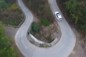 湖北车神山路测评宝骏310，身材娇小的它，表现能否让人满意？视频封面