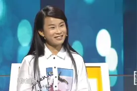 母亲去世后，女儿擦屎擦尿伺候瘫痪父亲，感动涂磊全场观众，视频封面