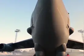 实拍美国陆海空三位一体核打击能力，不愧为世界第一强！_超清视频封面