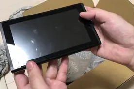 又高价收了4台废品任天堂Switch游戏机和两台Pro手柄，今日到货开视频封面