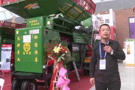 这款揉搓型玉米脱粒机，去皮和带玉米穗皆可脱粒，一小时作业50吨