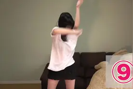 【神谷惠里奈】日本女生挑战 穿衣服吉尼斯记录视频封面
