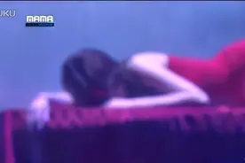 泫雅、张贤胜Kiss，马儿的一举一动都散发着诱惑二字视频封面