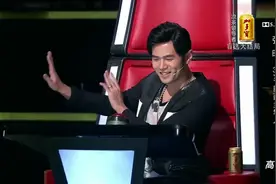 中国好声音：选手仅唱一句，汪峰就指周杰伦大笑，这不周董的歌么视频封面
