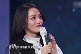 周杰伦10分钟为张韶涵创作《亲爱的，那不是爱情》被吐槽 哈哈视频封面