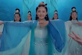 小龙女不仅长得漂亮，跳舞竟也如此厉害，四海八荒无人能及！视频封面