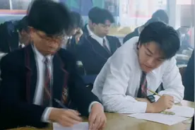 当官的连历史都不会，不如小学生，网友：不知道是怎么考上的视频封面