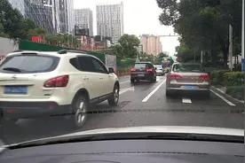 来到合肥政务区，新城国际那段潜山路是最拥堵的路段，新地改保利视频封面