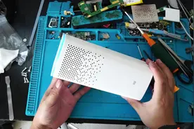 小爱同学哑巴不说话了，粉丝走几个地方修不好，邮寄给我完美搞定视频封面