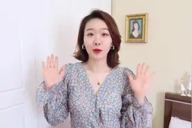 80后女人如何穿得时髦显气质？瞧下面这样穿搭，大气高端又减龄视频封面