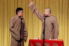 相声 苗阜聘请王声代言公共厕所，担任“形象大屎”...哈哈！
