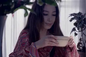 田馥甄《日常》，当每天好像没明天一样，才懂平常有多么不平常。视频封面