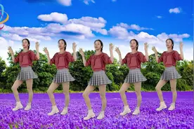 广场舞《爱情三部曲》优美的旋律，陶醉在其中视频封面