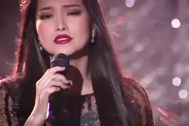 越南流行音乐天后何黄艳，风情万种！混血美女有的时候看真不错！视频封面