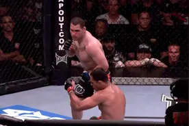 超清视频：UFC终极格斗KO系列第四集：重量级炮手的猛拳瞬间视频封面