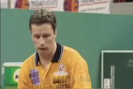 杨敏-瓦尔德内尔 :2000年第45届世乒赛男团