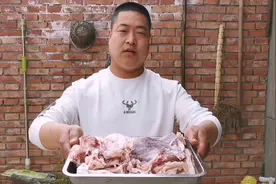 陕西牛羊肉泡馍25元一碗，厨师教你正宗做法，肉烂汤鲜又绵韧适口视频封面