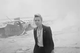 （K-POP）BIGBANG -《 LOVE SONG》 M V 作词：Teddy&权志龙视频封面