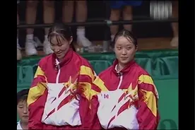 还记得葛飞与顾俊 这对羽毛球组合吗？俩届奥运会双打冠军！视频封面